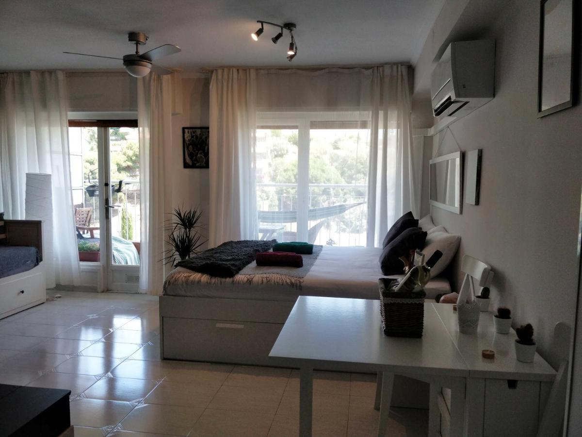 Bonavista Studio With A Balcony - Calella Buitenkant foto